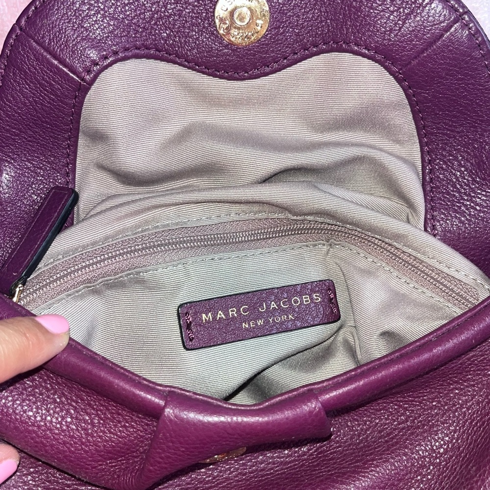 Marc Jacobs Plum Crossbody Bag - Picture 3 of 6